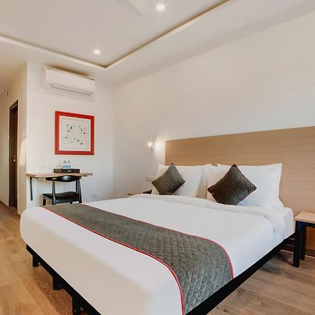 Hotel Townhouse Ss Aero Prime Shamshabad Esterno foto