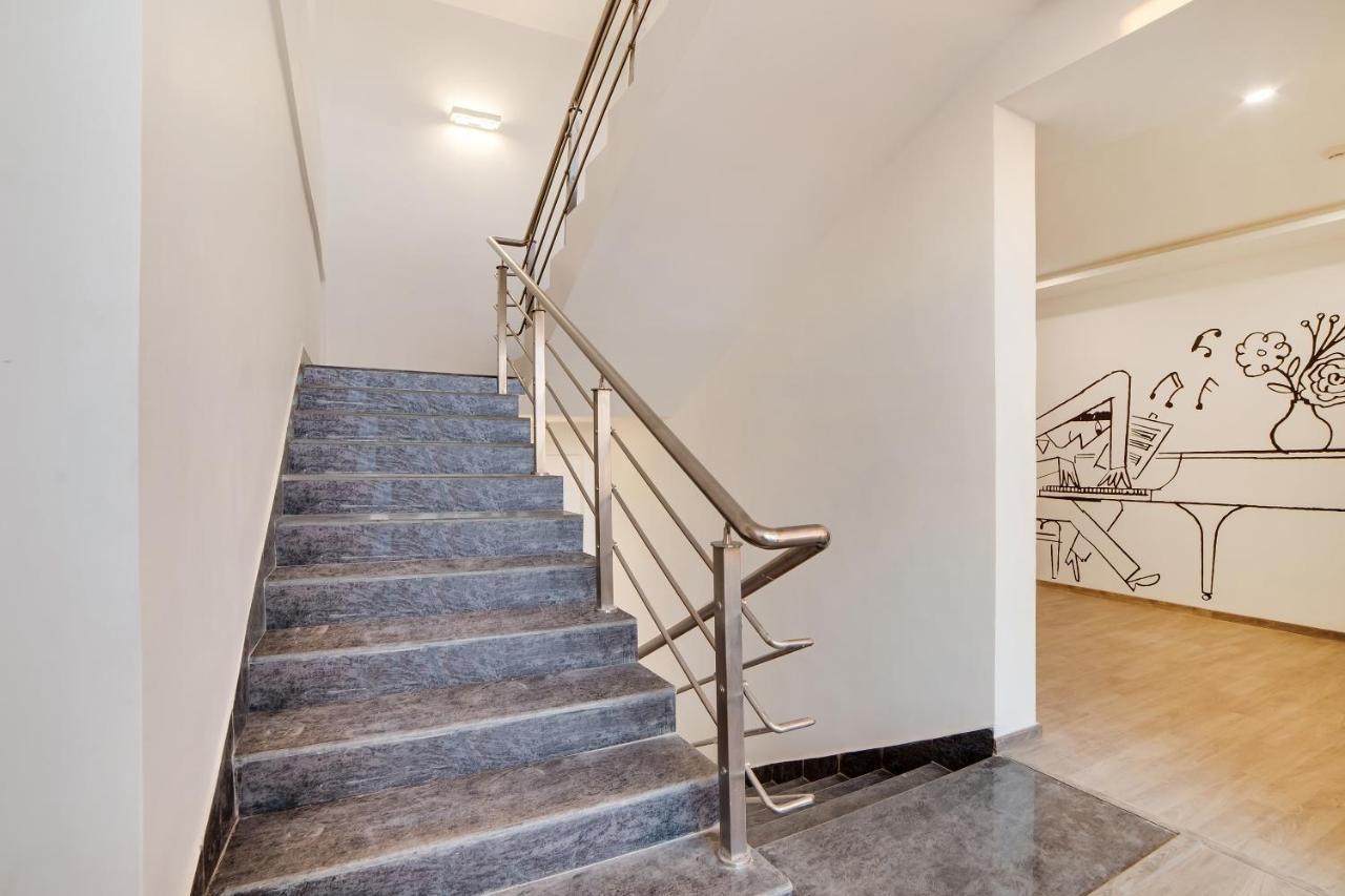 Hotel Townhouse Ss Aero Prime Shamshabad Esterno foto