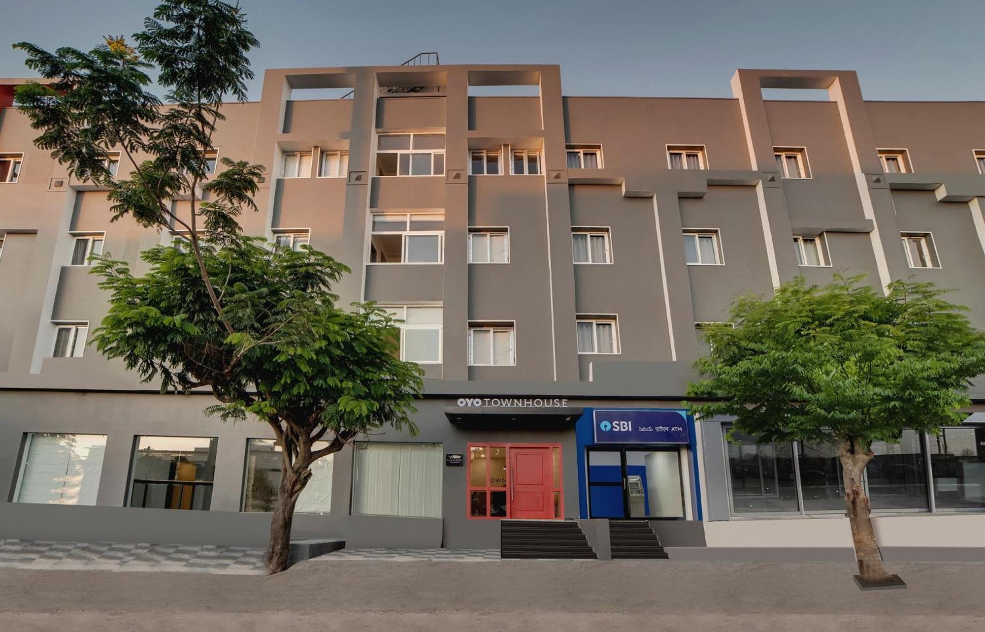 Hotel Townhouse Ss Aero Prime Shamshabad Esterno foto