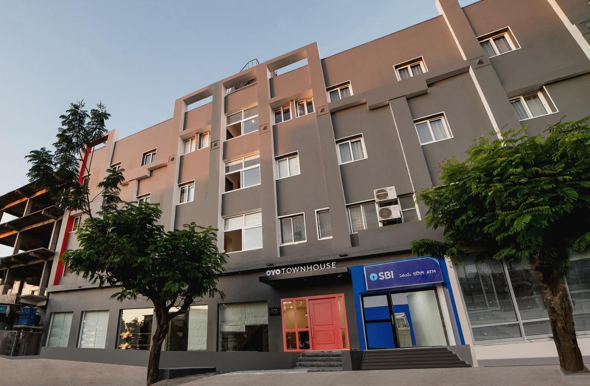 Hotel Townhouse Ss Aero Prime Shamshabad Esterno foto