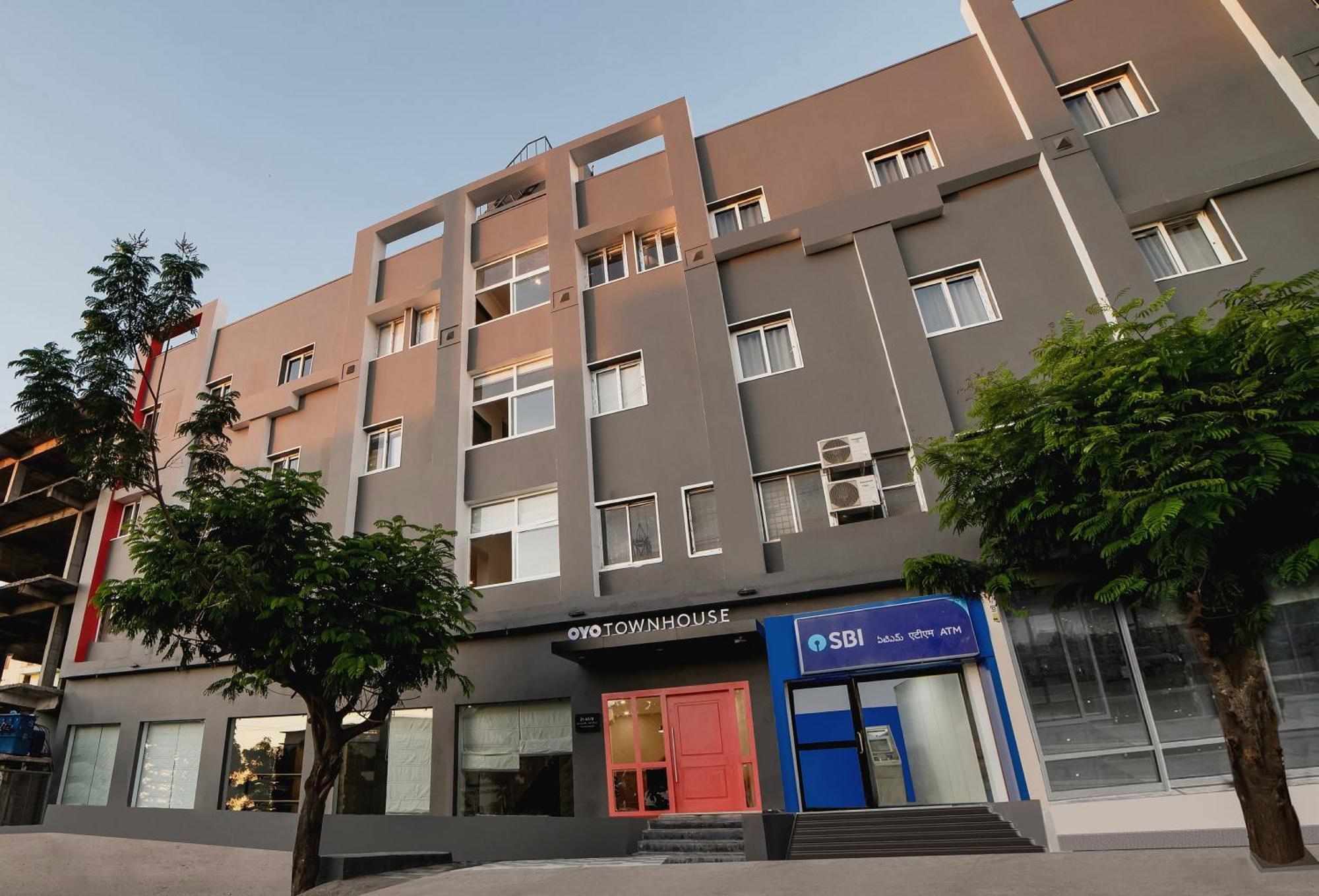 Hotel Townhouse Ss Aero Prime Shamshabad Esterno foto