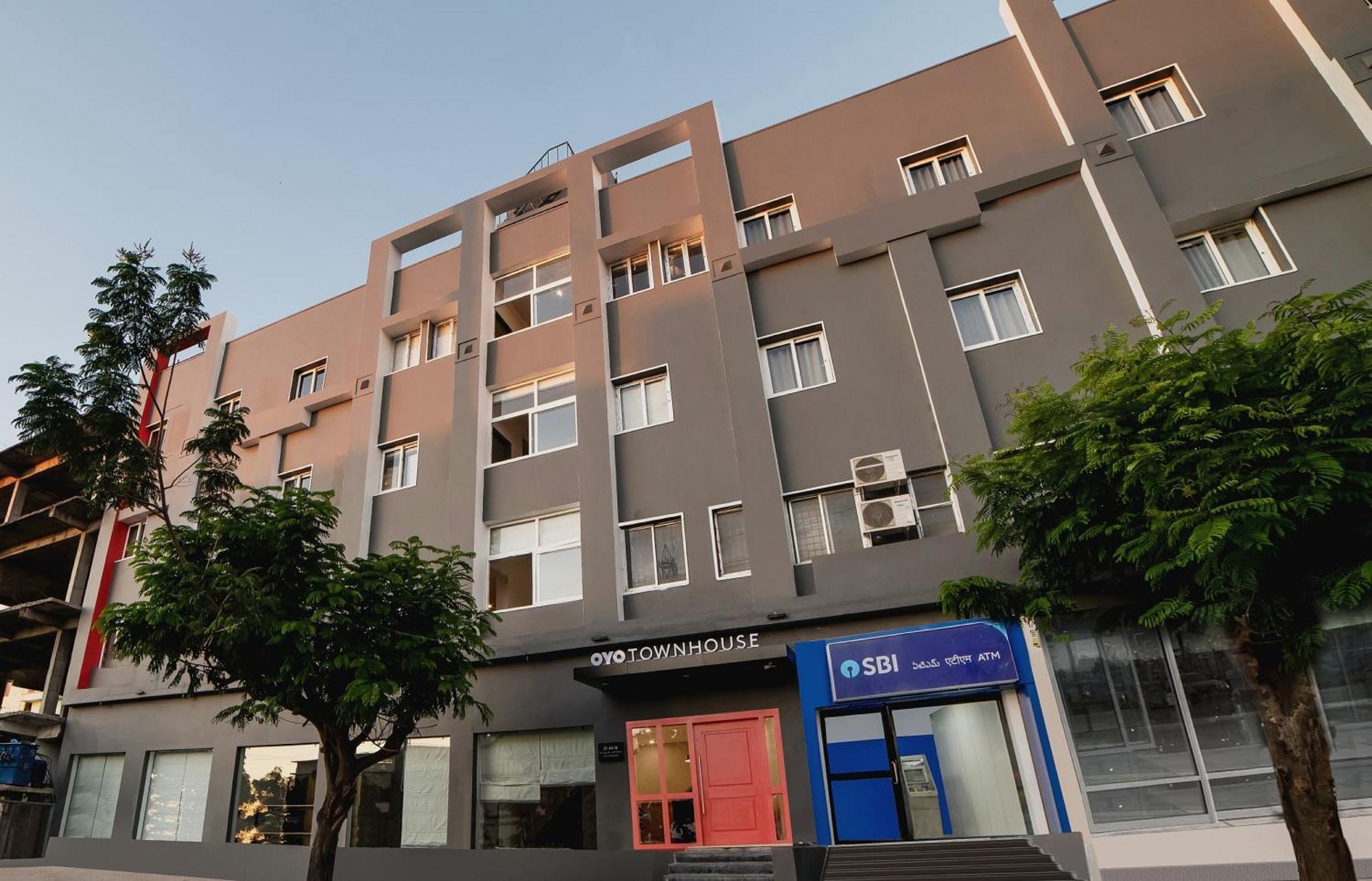 Hotel Townhouse Ss Aero Prime Shamshabad Esterno foto